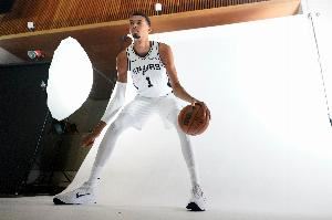 弗拉格：从别人告诉我的情况看 文班是你此前从未见过的球员